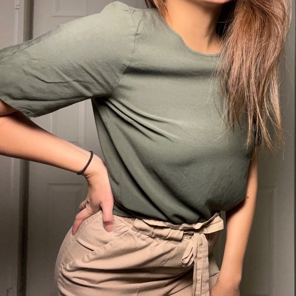 H&M Top - Picture 5 of 6